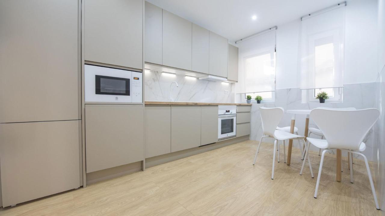 Apartamentos Boutique Puerta De Reyes 톨레도 외부 사진